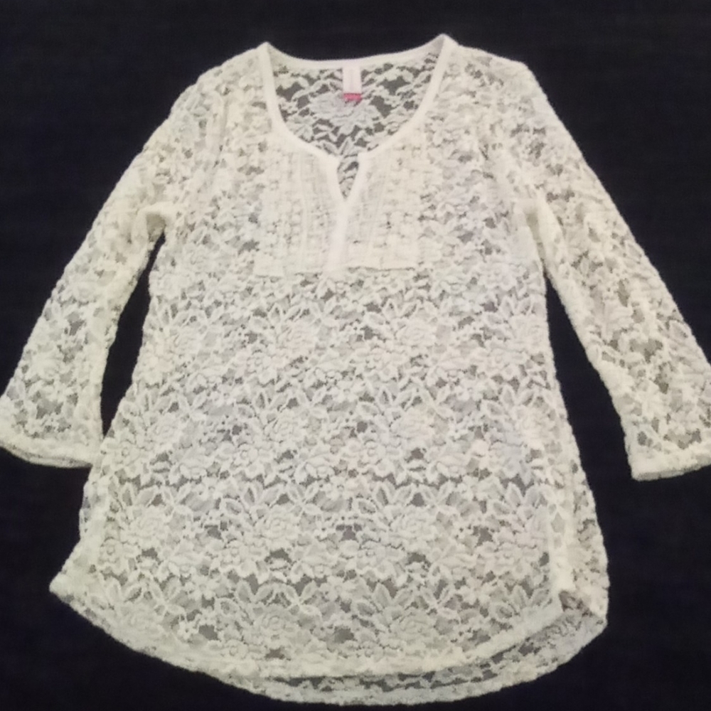 ✳️3/$20✳️ Stretch lace Top